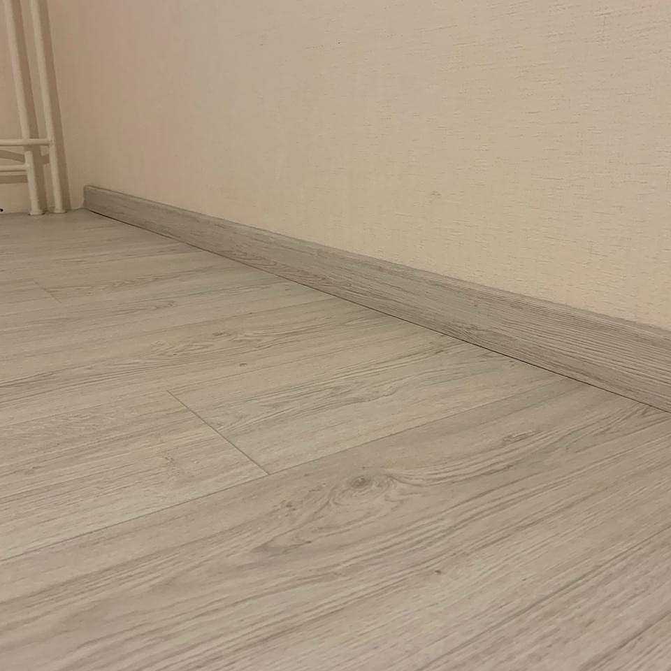 Плинтус МДФ Волшебная палочка. Гарден .202 Дуб кремовый