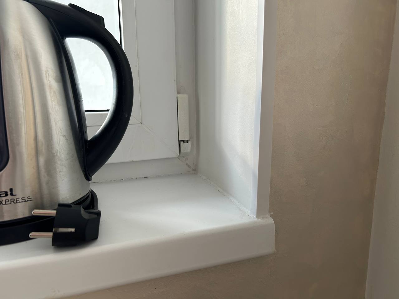 Угол ПВХ 10*10*2,7 м Белый