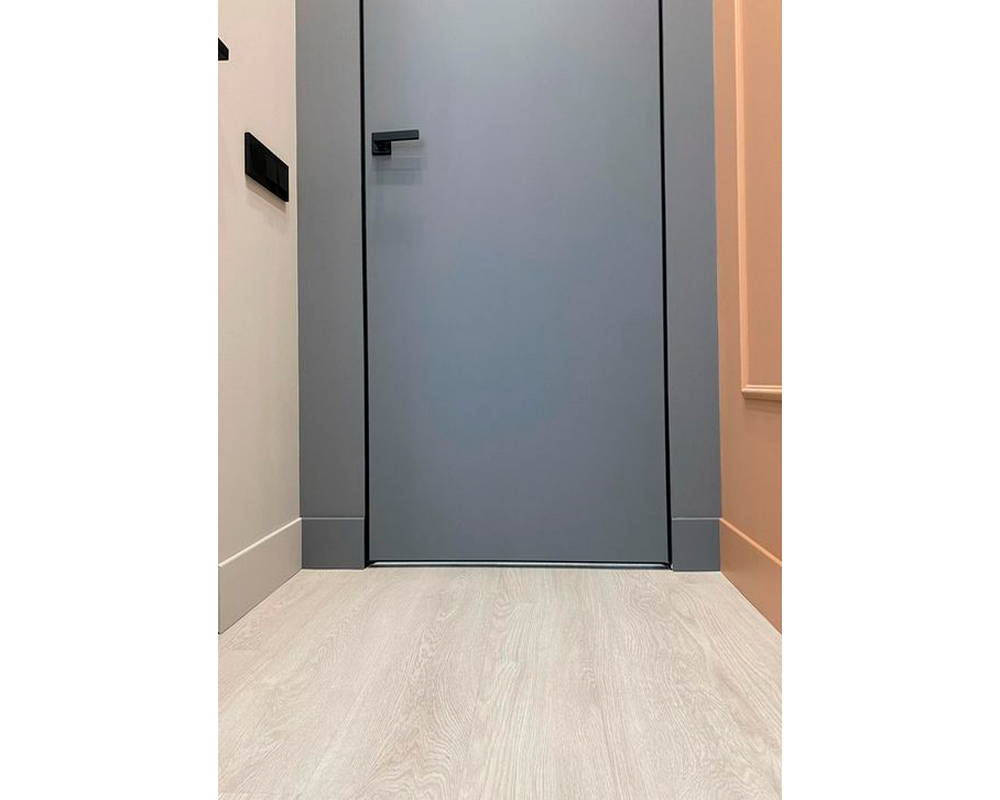 Плинтус из полистирола высокой плотности HI WOOD W40V1 40мм х 10мм х 2,0м.