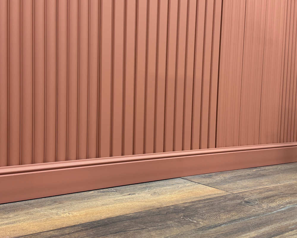 Плинтус из полистирола высокой плотности NMC Wallstyl FO1 Белый