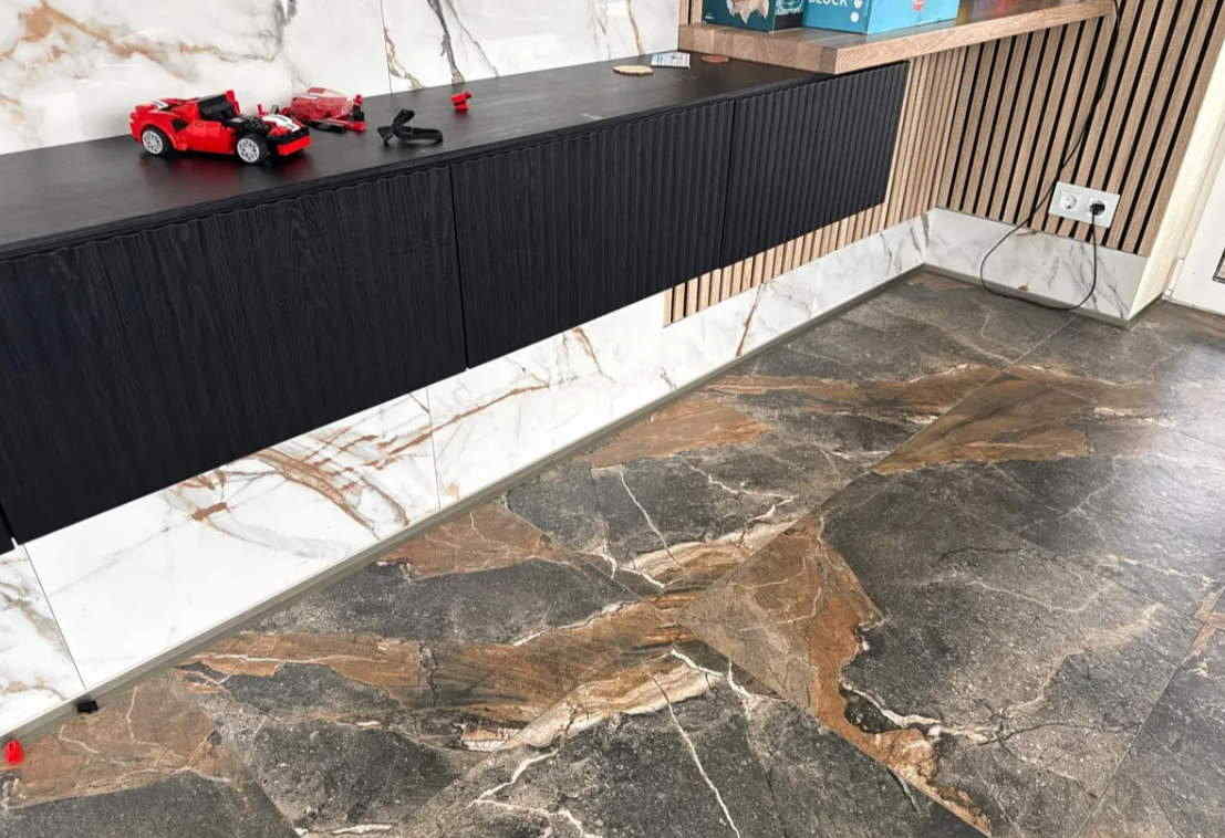 УВО 18-27.2700.042л 20*20 Анод шампань