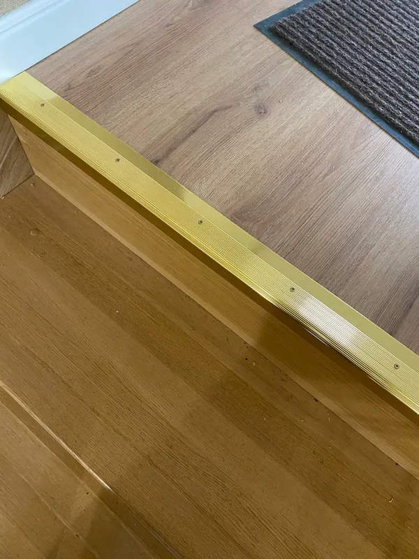 Порог угловой ПУ 02.2700.294 Венге