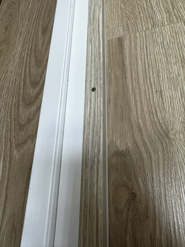 Порог угловой ПУ 01.1800.086 Пробка