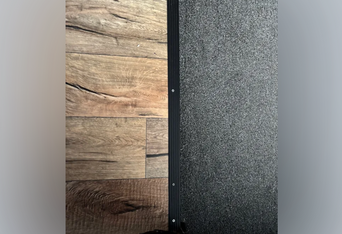 Порог угловой ПУ 04.1800.086 Пробка