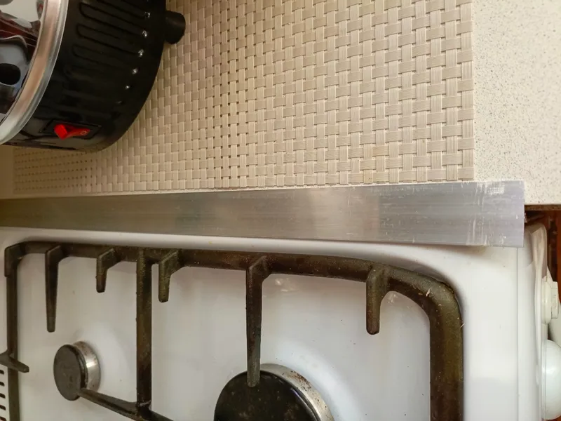 Тавр 25х25 мм Тп 05.2000.500 Без окраса