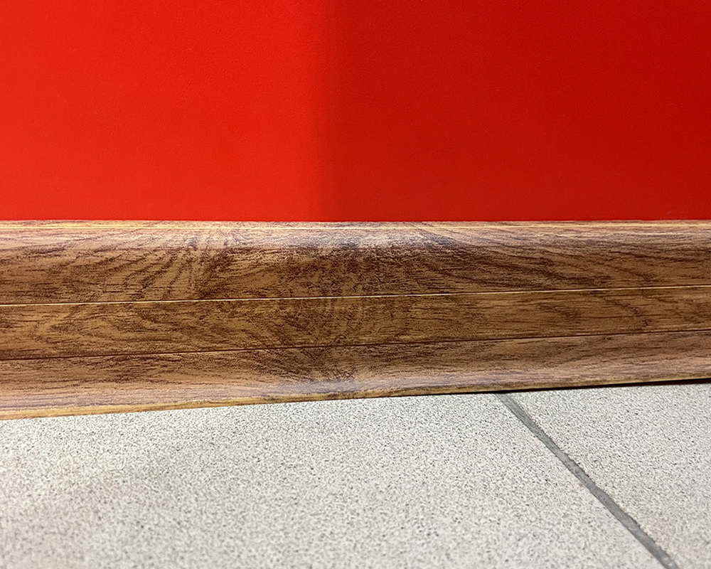 Плинтус ПВХ Волшебная палочка 58мм 2,2м 5804