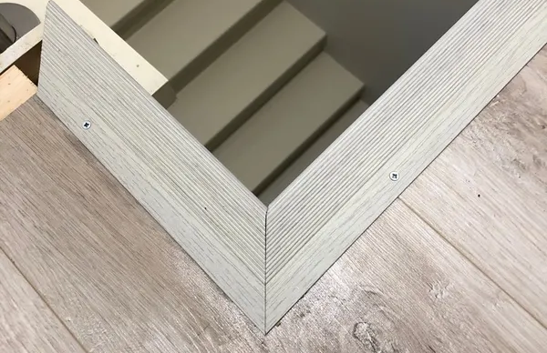 Порог угловой ПУ 02.2700.294 Венге